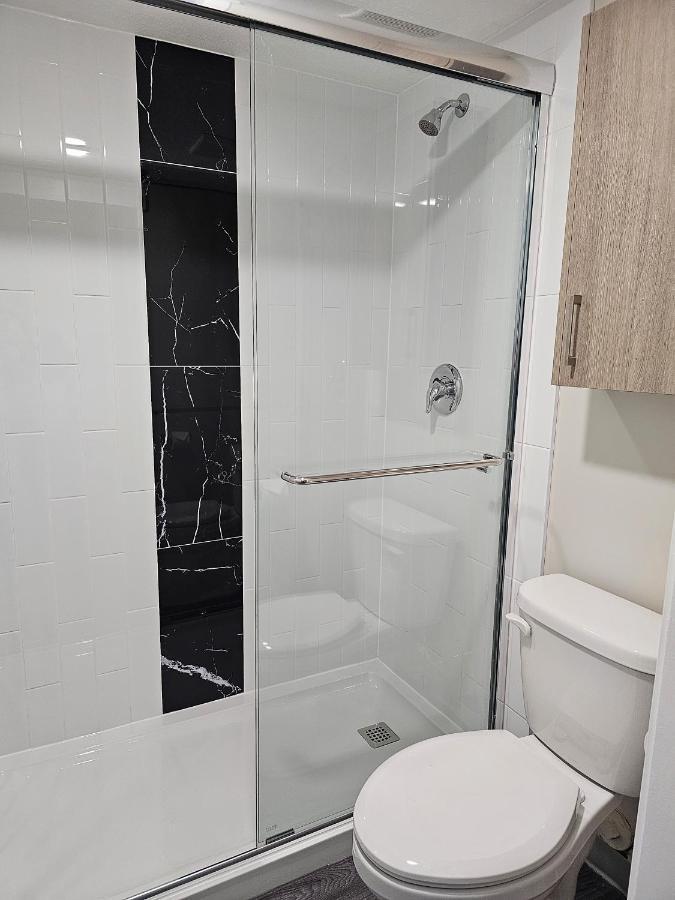 Western Budget Motel #1 Leduc/Nisku Bagian luar foto